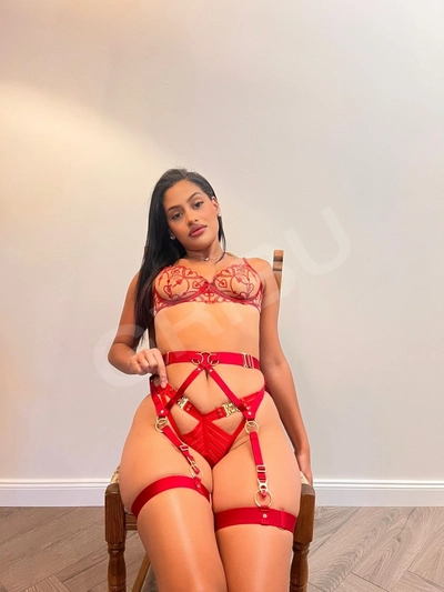 Alexa, I'm a sensual and sweet Latina passing through Riga. I consider myself hot, accommodating, and I love to enjoy sex 🔥
