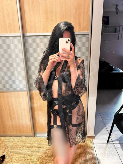 я знаю как сделать тебе приятно ❤️  со мной ты забудешь обо всем ❤️
I know how to make you happy ❤️ With me you will forget about everything ❤️
Incall /outcall