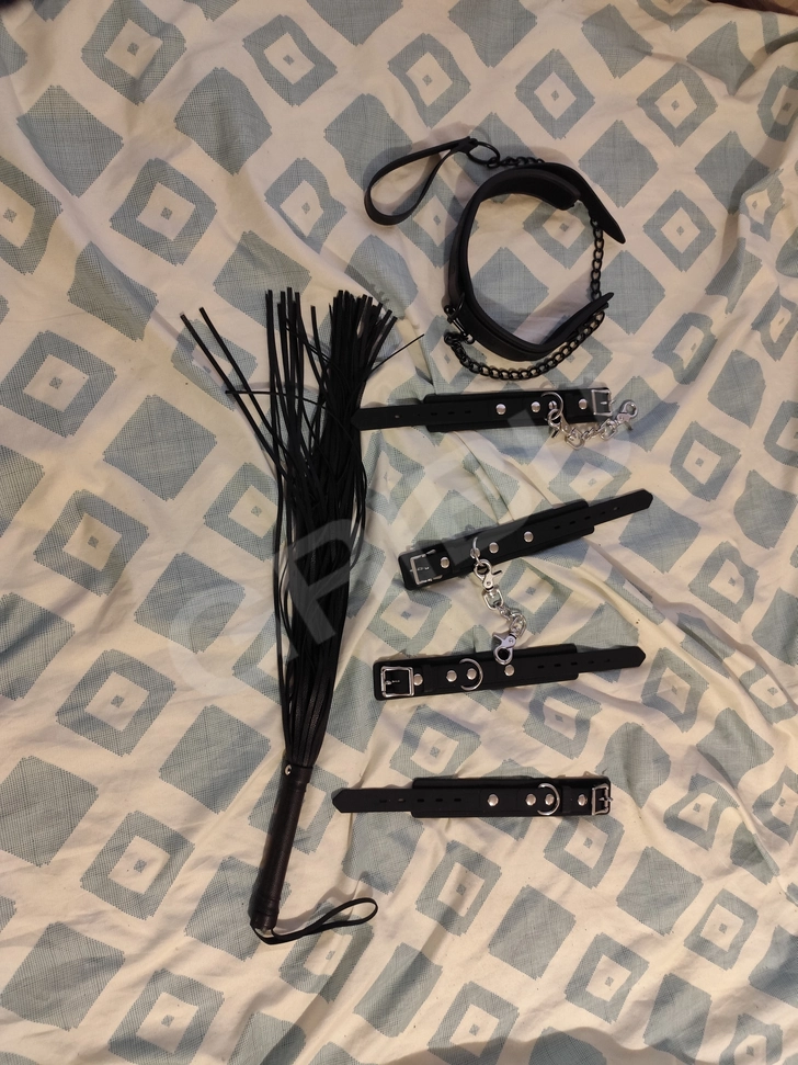 Advertisement (8750351) - Bdsmkucite 3