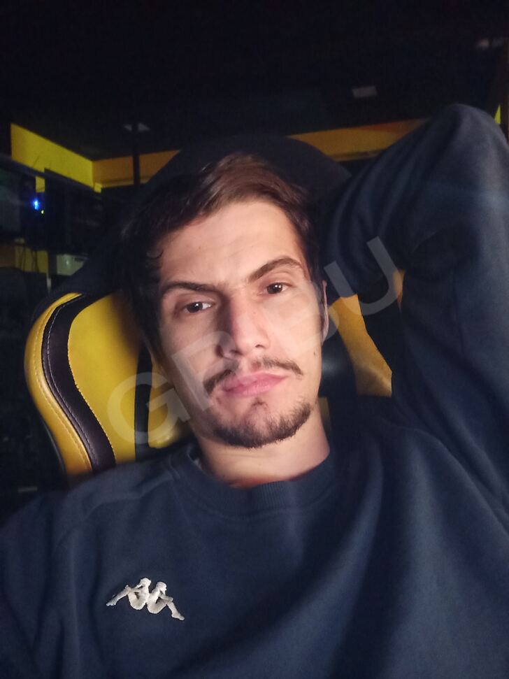Advertisement (8781045) - Vlad888 1