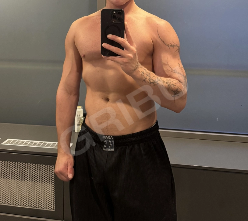 Advertisement (8815323) - JacobXXX 1