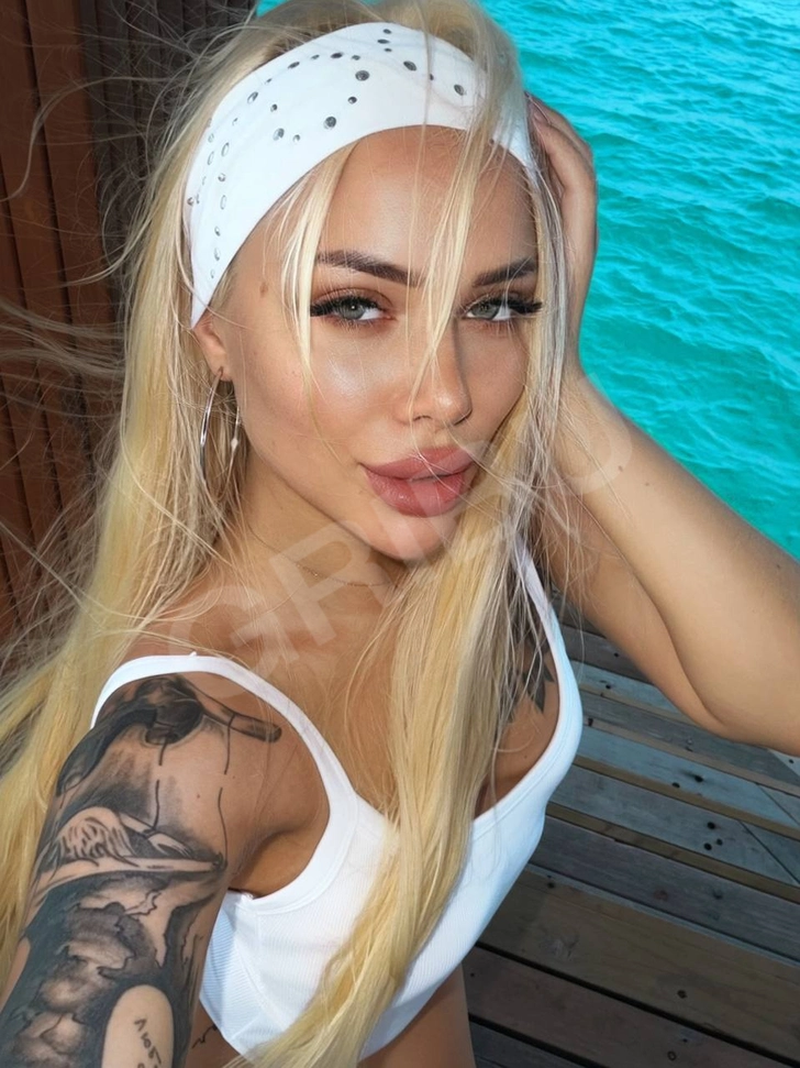 YourFavBlondie 💋Phone 26088856 ☎️(8666072) 17