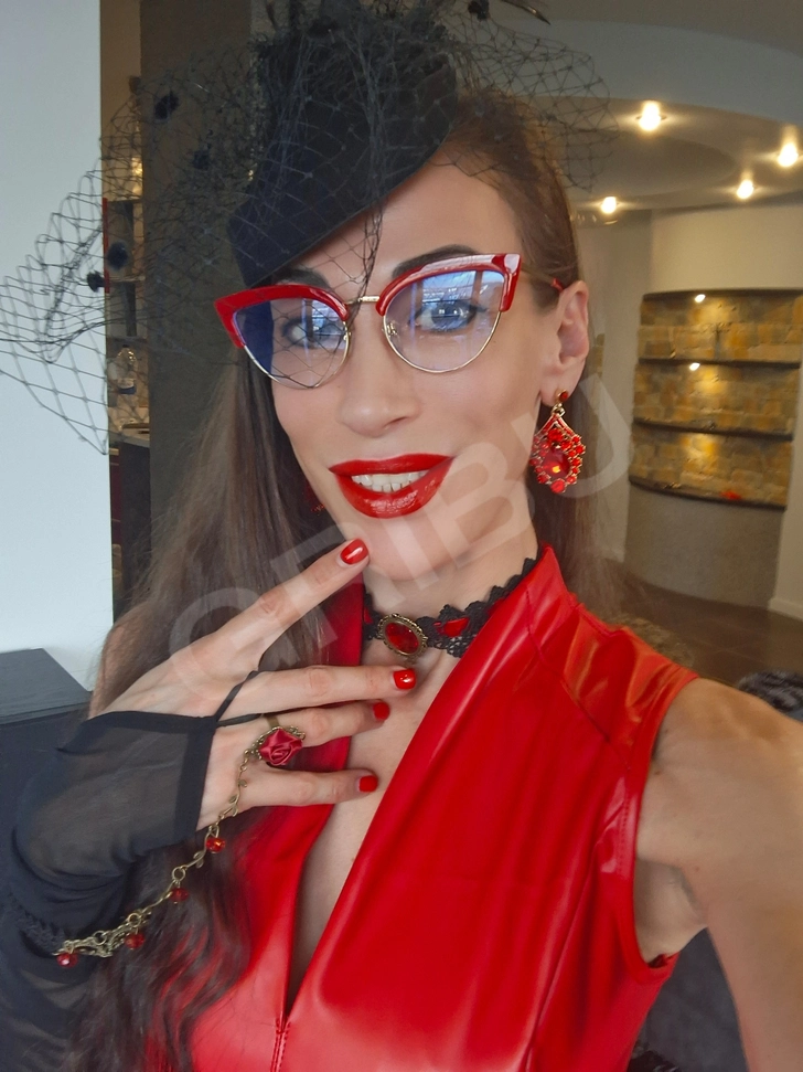 Advertisement (8586959) - MISTRESS_JULIA 21