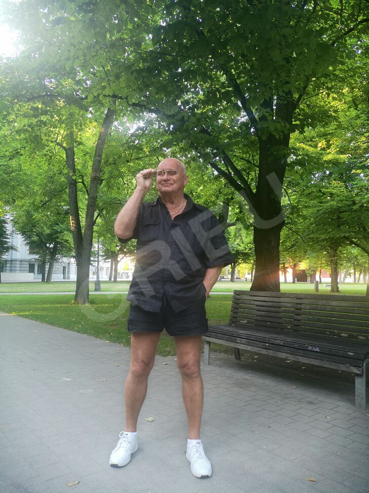 Men looking for women, Riga. diplomat: 24811444 1