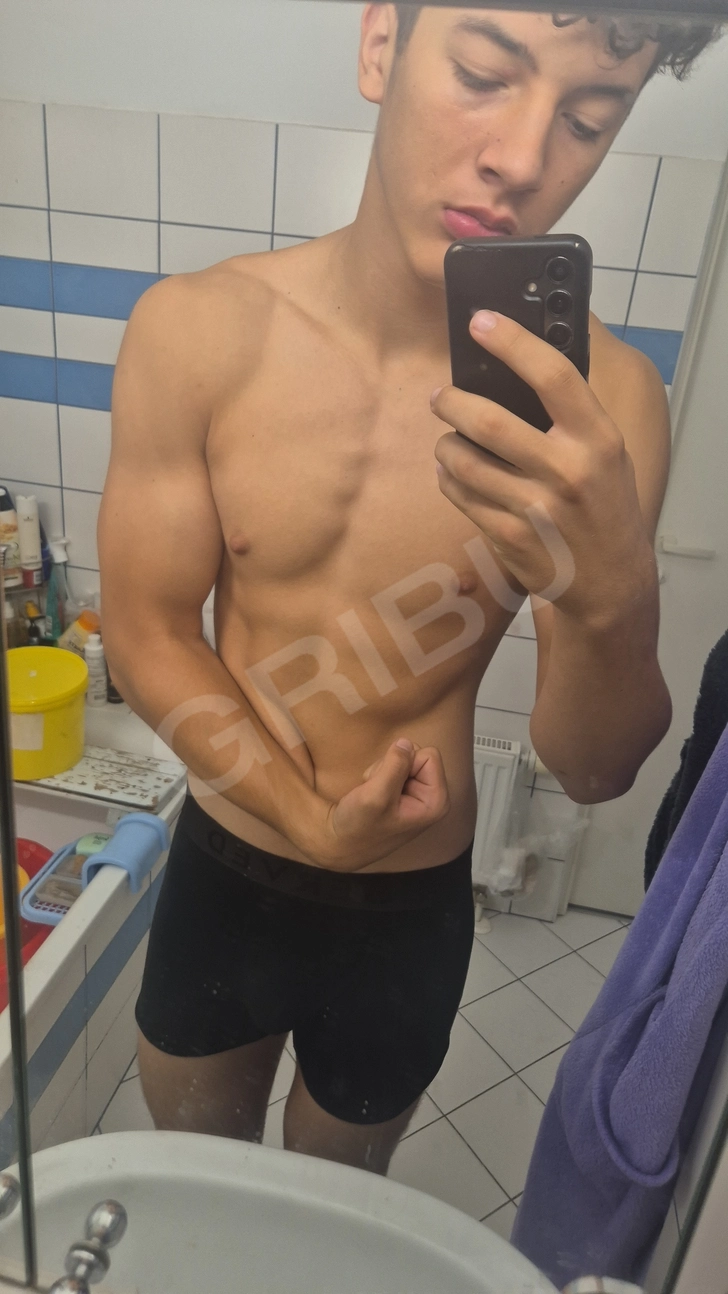 Advertisement (8563846) - jekabins6999 1