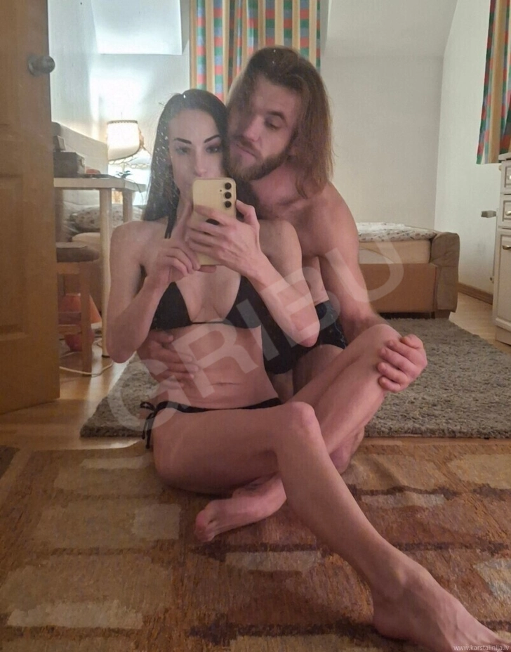 Advertisement (8391849) - JULIA TANTRA 14