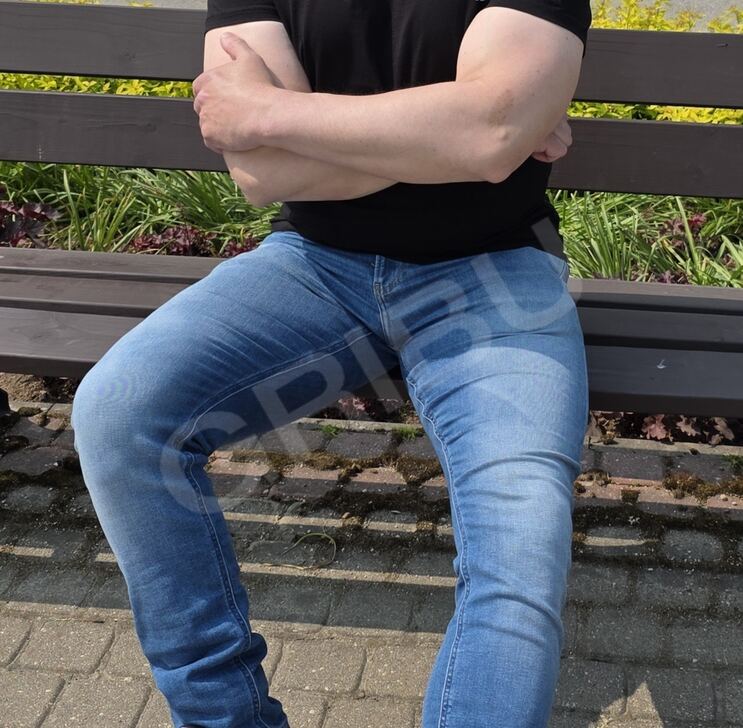 Advertisement (8577268) - parenjdlasexa 1