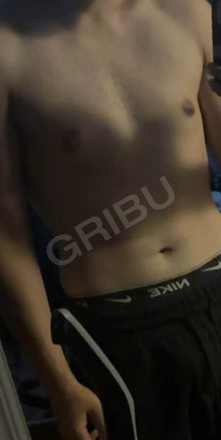 Advertisement (8847884) - jgsex2008 1