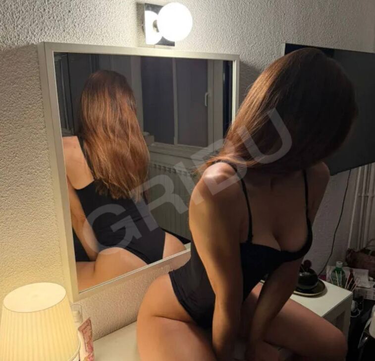 LauraTANTRA 💋Phone 26118936 ☎️(8734680) 2