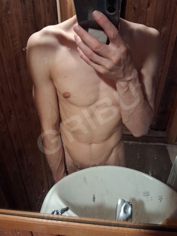 Andrejs23235983563