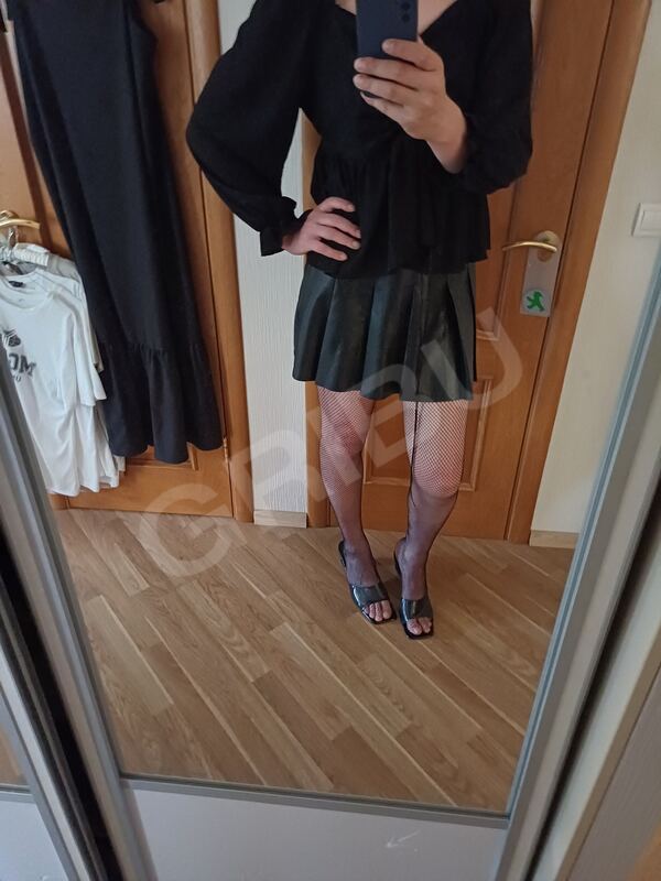 JuliaDiamond6047070