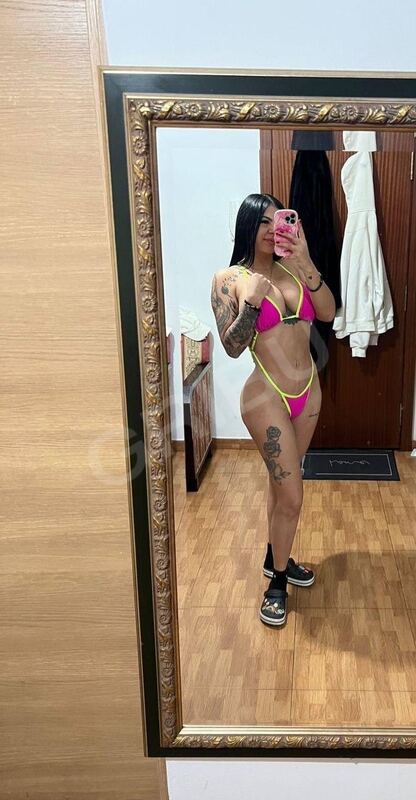 Viviana2310895982806