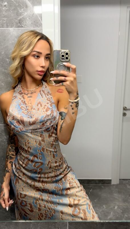 Julieelsb5964716