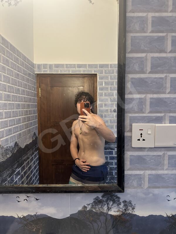 Nikijy6007382