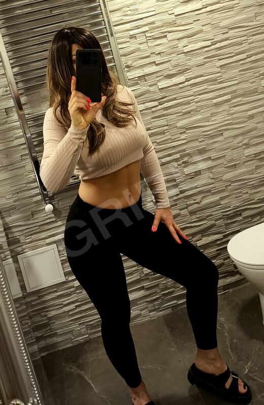 Krista695993032
