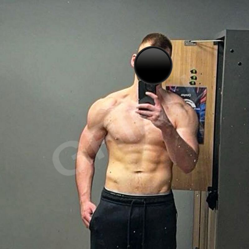 Unknown76048640