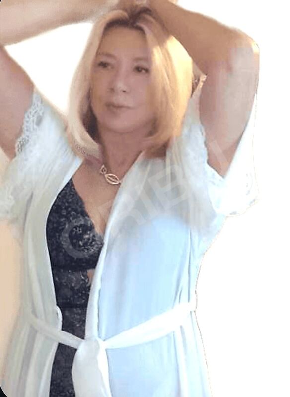 Elisa65983445