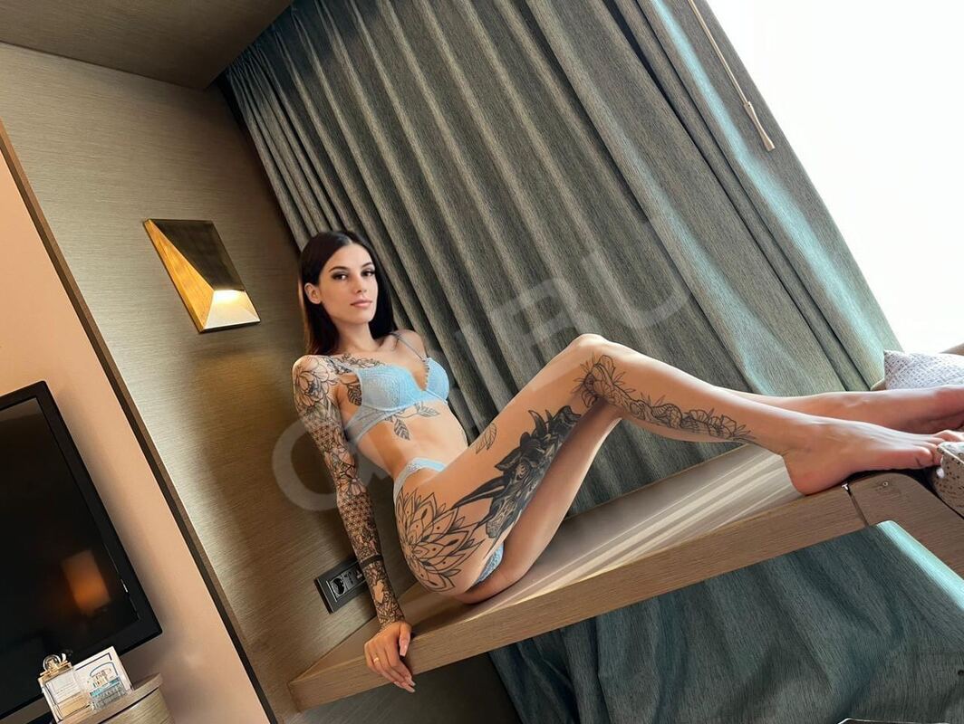 Viktoriia005982788
