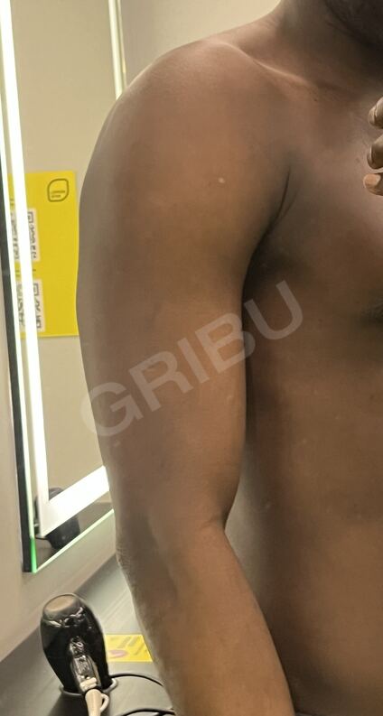Blackk2046240082
