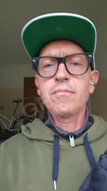 Viktor27916005605