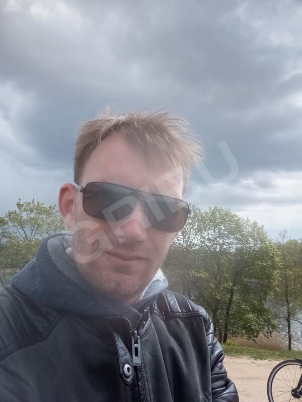 IHOR19895983659