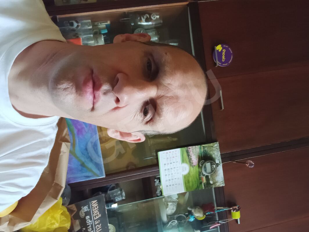 jhony8884186208
