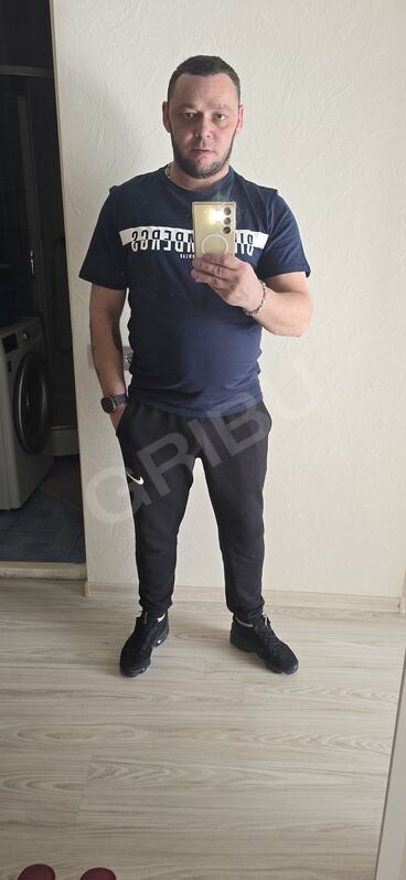 Andrii285990225