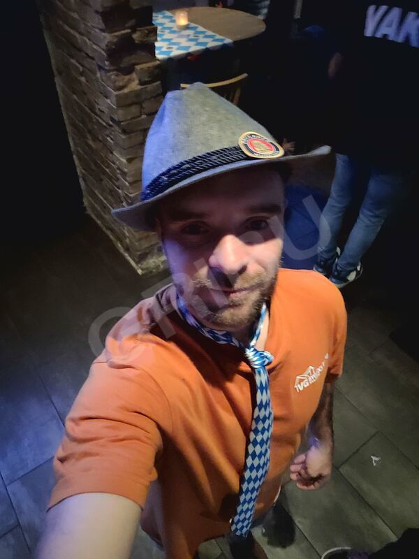Dairis376015626