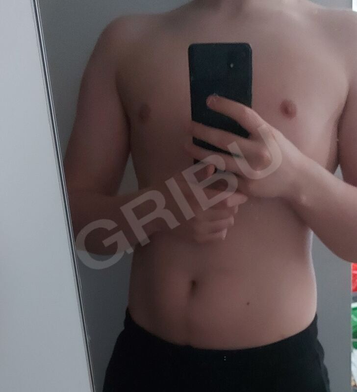 niklavs215959228