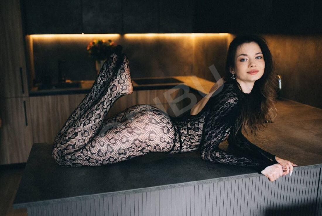 Anita9116154029