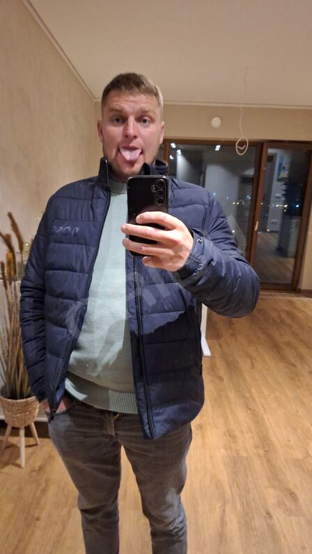 celinieks025972235