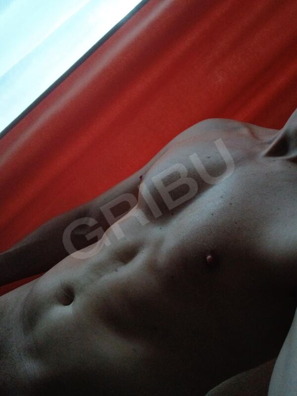 gentleman66046235