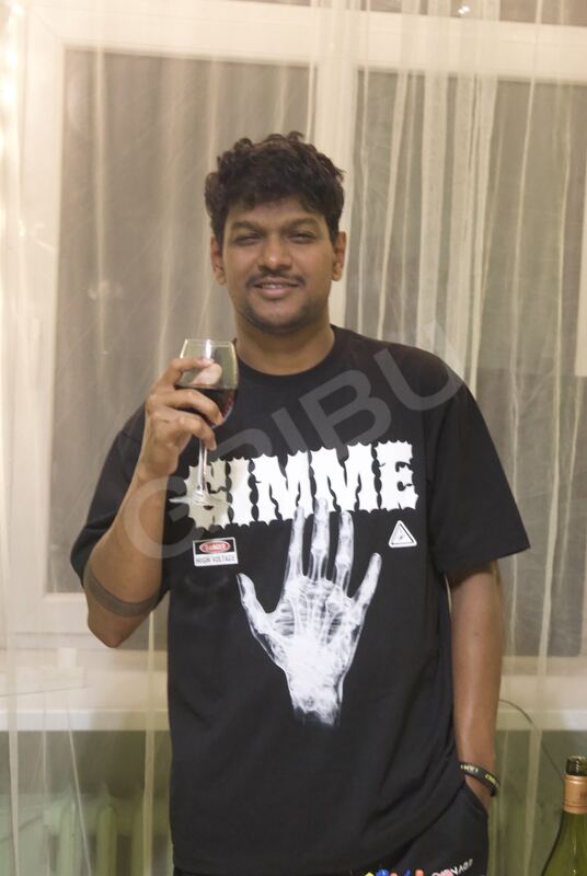AvishkaHirosh6223462