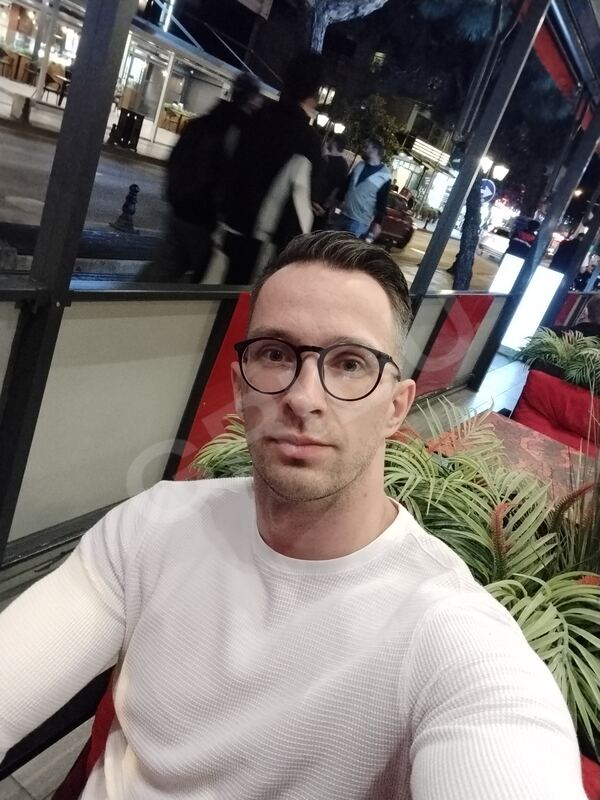 Archa2225977515