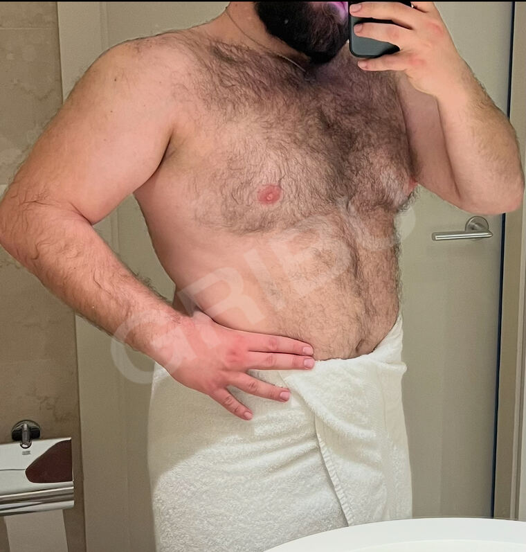 Hairy926033738