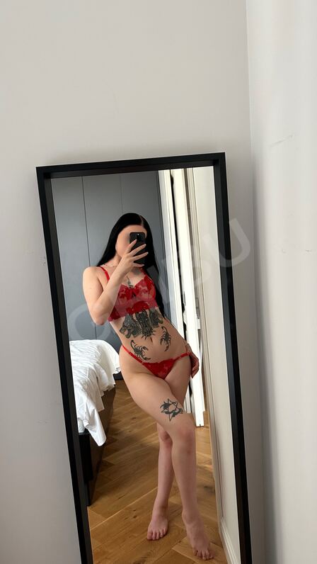 lauraarual6234743
