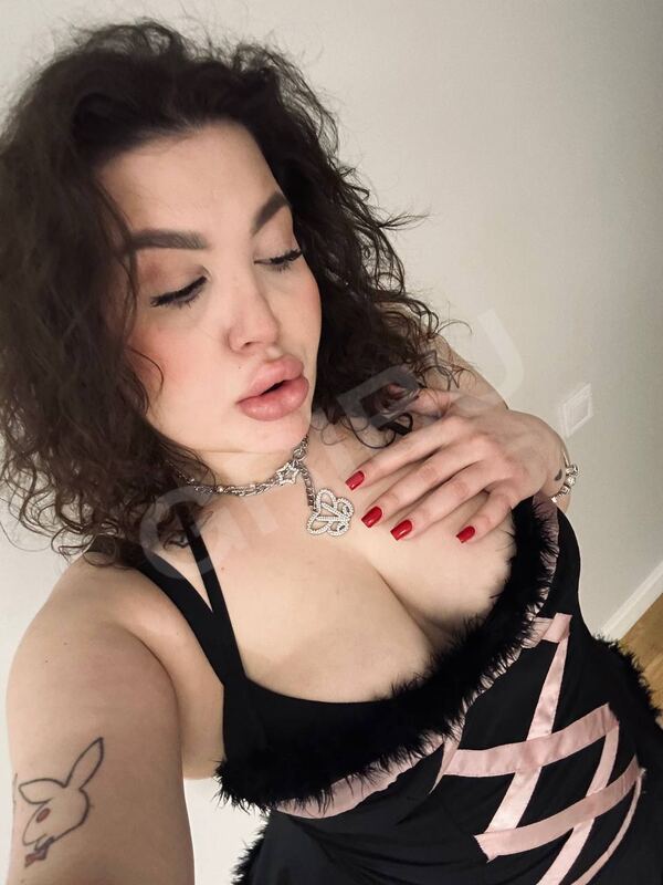 SamanthaJ5958878
