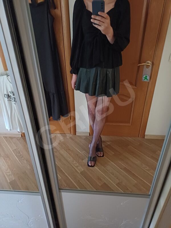 JuliaDiamond6047072