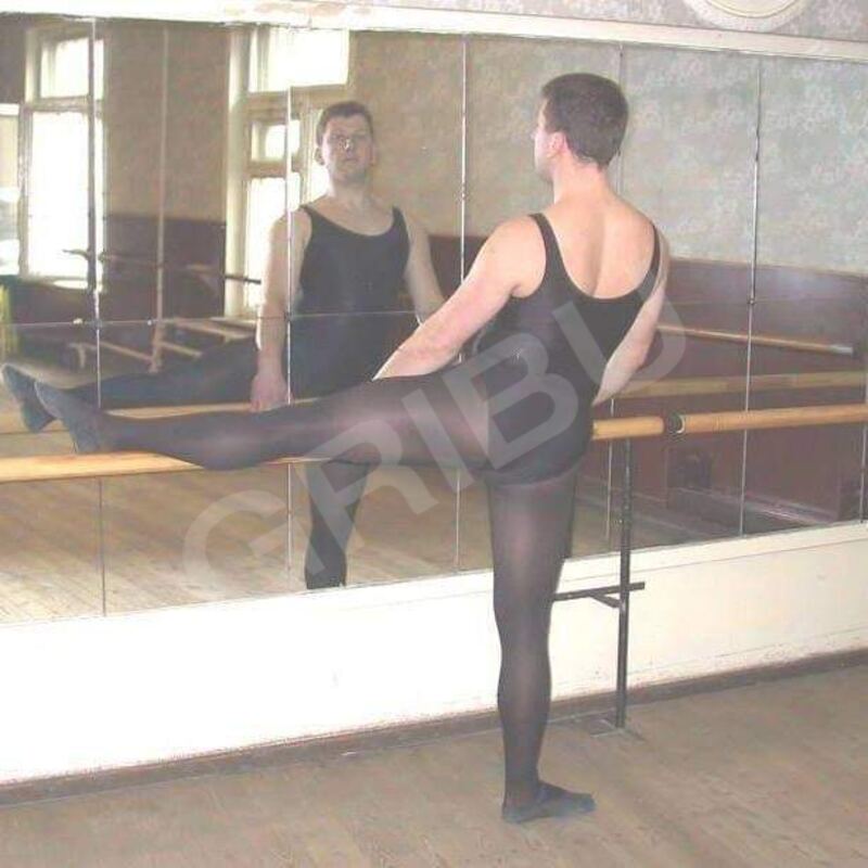 Balletdancer696016731