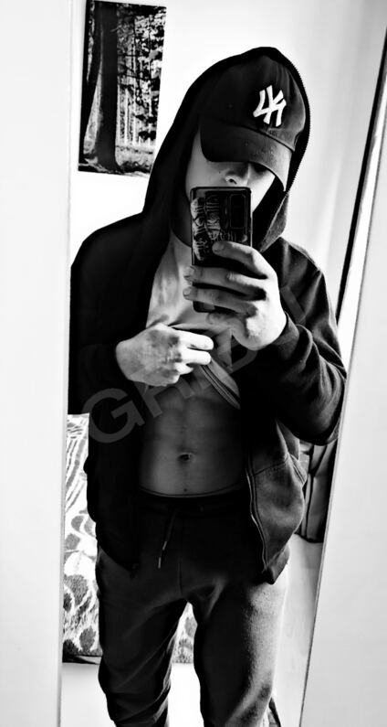 Topsecret696044099
