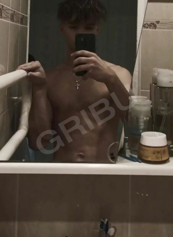 gustavo7256040001