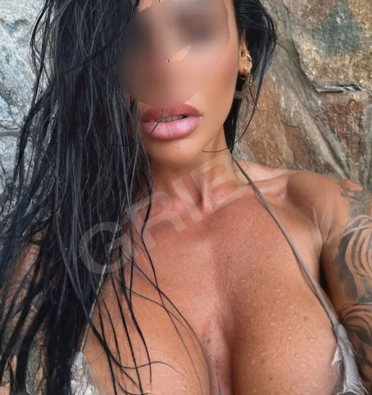 Laura20006034106