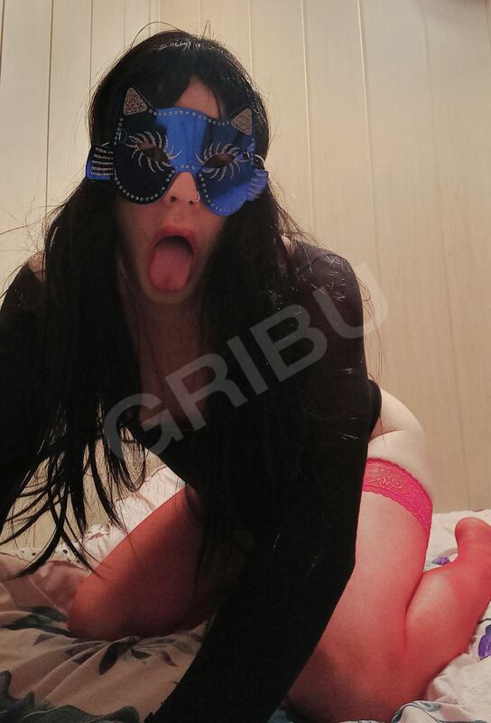 Silvia999996255749