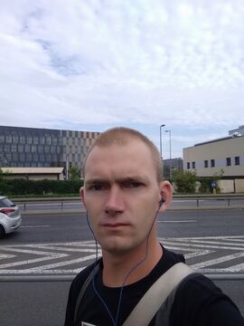 IHOR1989