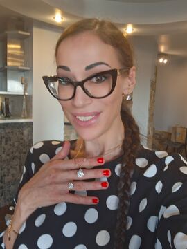 MISTRESS JULIA