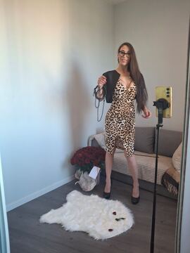 MISTRESS JULIA